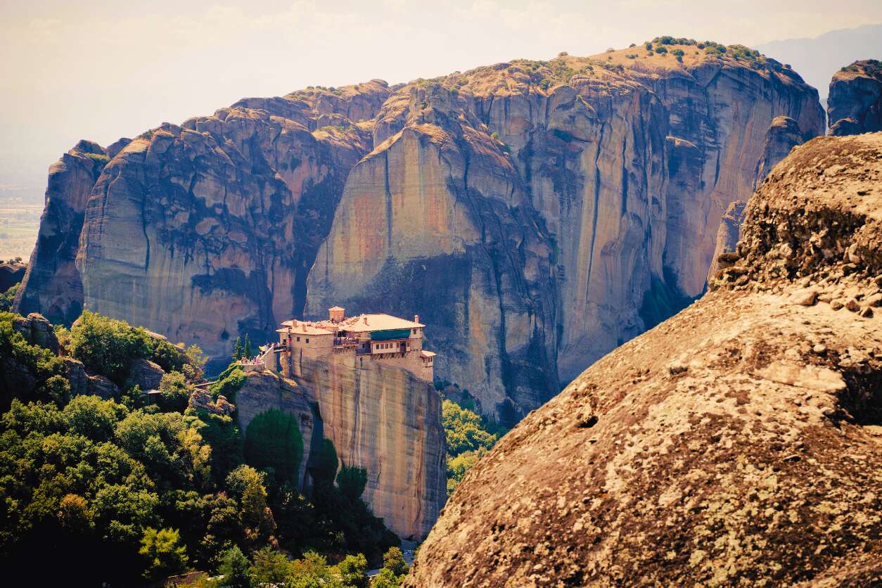 KALAMBAKA - METEORA -ATENAS