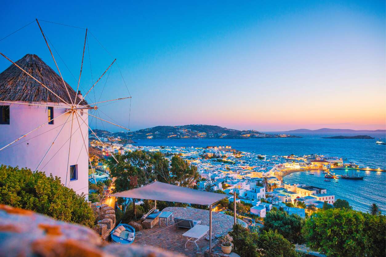 ATENAS Y MYKONOS