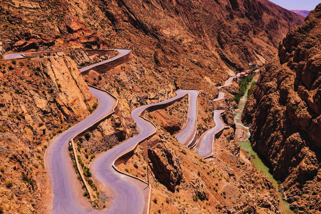 VALLE DEL DADES - GARGANTAS TODRA - DESIERTO (298 Km)